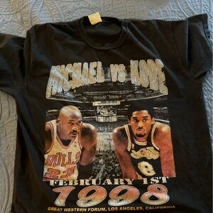 Lots of XL graphic tees. 5$ for each, not firm on price. All in good condition.